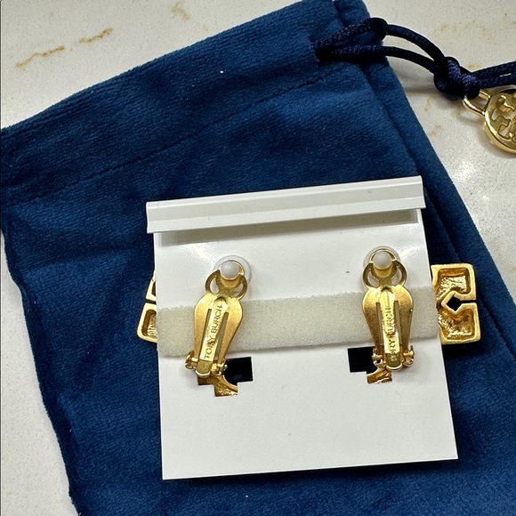 Tory Burch large gold clip on earrings new - Picture 3 of 4
